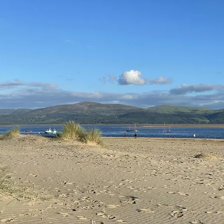 Lovely Seafront 2 Bedroom Apartment 4 Aberdyfi Exterior foto